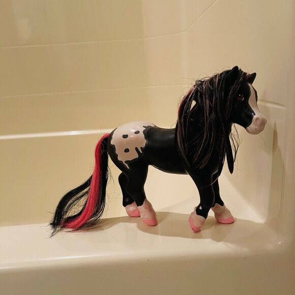 Breyer Black & Pink Appaloosa Jasmine the Horse Color Changing Bath Toy 8" - Picture 3 of 16